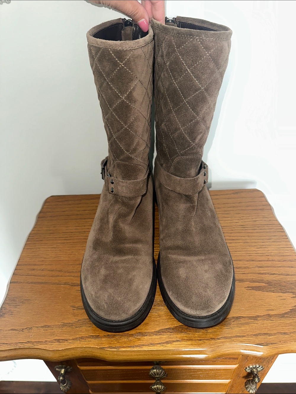 Aquatalia Shannon Taupe Suede Quilted Boots